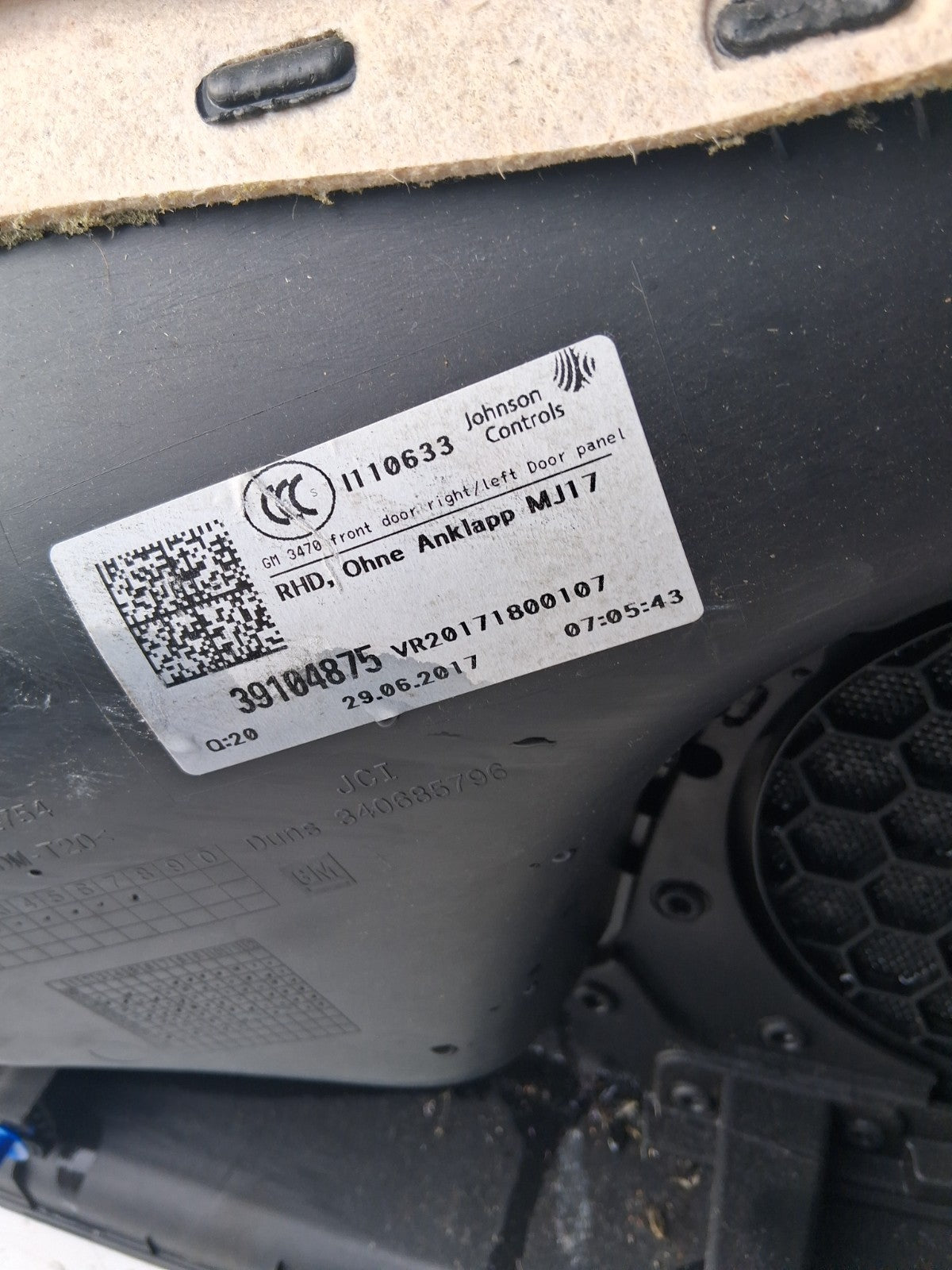 2017 VAUXHALL ZAFIRA C FRONT DRIVER RIGHT NEAR SIDE DOOR CARD TRIM 39104875