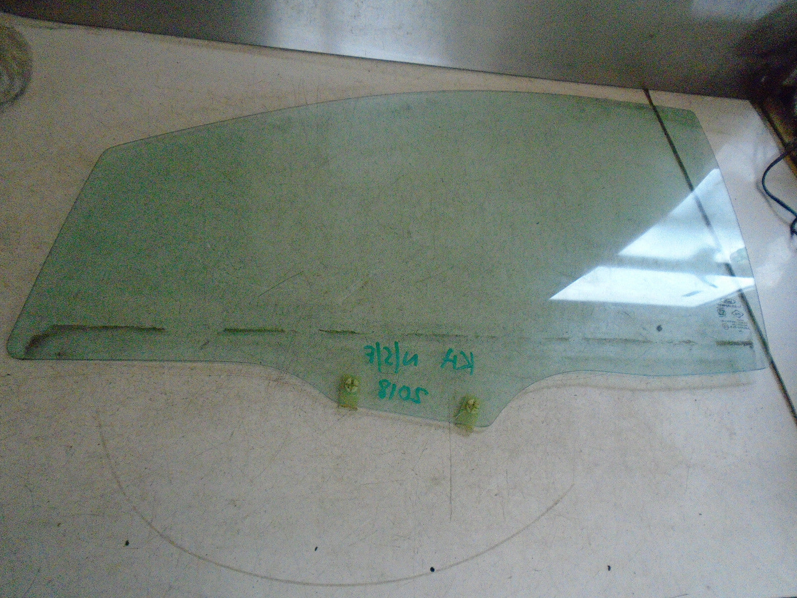 FORD KA + PLUS MK3 2018 NSF PASSENGER SIDE FRONT DOOR WINDOW GLASS
