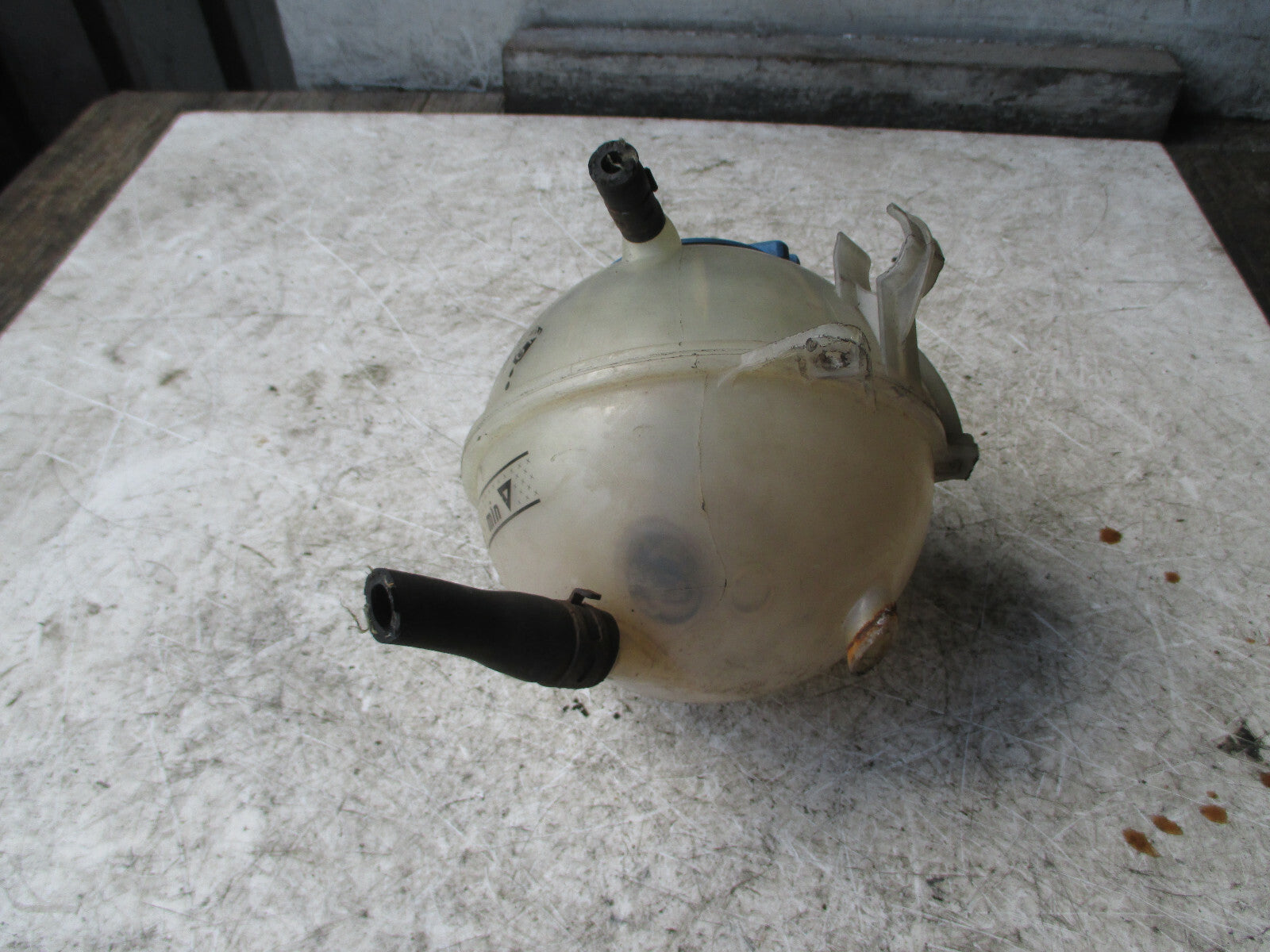 2005 VW VOLKSWAGEN SEAT SKODA AUDI WATER HEADER EXPANSION TANK BOTTLE 1K0121407A