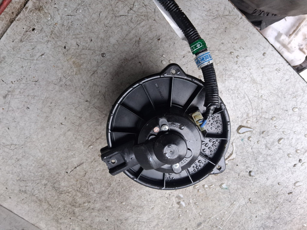 2008 HONDA JAZZ MK1 HEATER BLOWER MOTOR FAN 32157SAAD