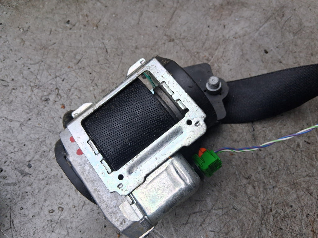 2016 MERCEDES SPRINTER W906 OSF DRIVER SIDE FRONT RIGHT SEAT BELT A9068600485
