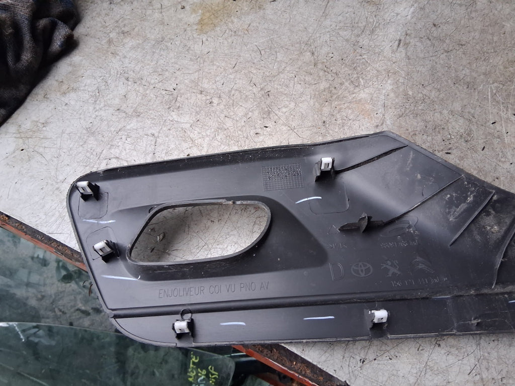 2021 VAUXHALL VIVARO MK3 OSF DRIVER SIDE FRONT RIGHT DOOR HANDLE TRIM 98091768