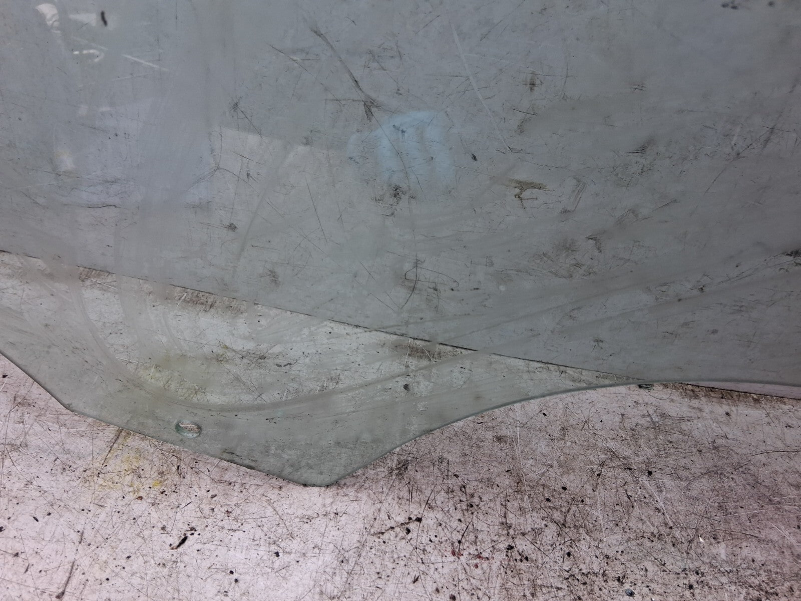 VAUXHALL CORSA E 2018 NSF PASSENGER SIDE FRONT RIGHT WINDOW GLASS 43R009007