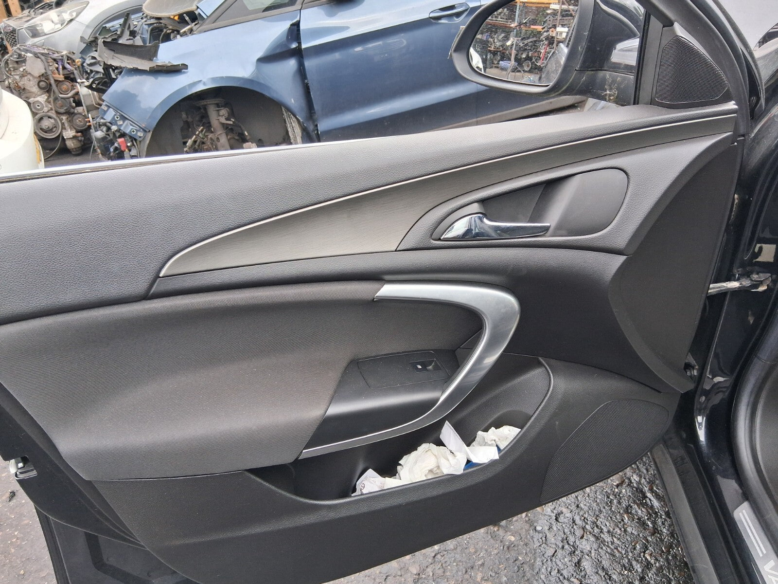 2011 VAUXHALL INSIGNIA MK1 ESTATE NSF PASSENGER SIDE DOOR CARD WITHOUT SWITCH