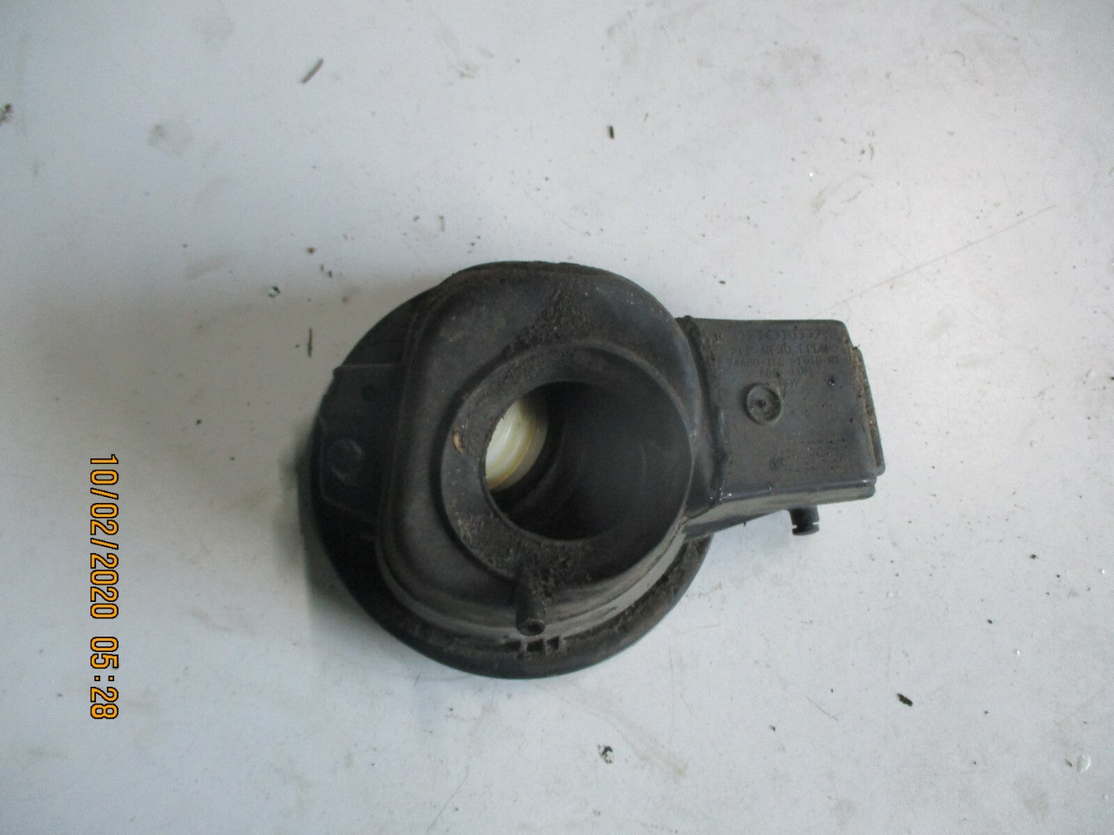 HONDA JAZZ MK3 2015 PETROL FUEL FILLER CAP COVER DOOR FLAP TRIM GREY 74480-TF3
