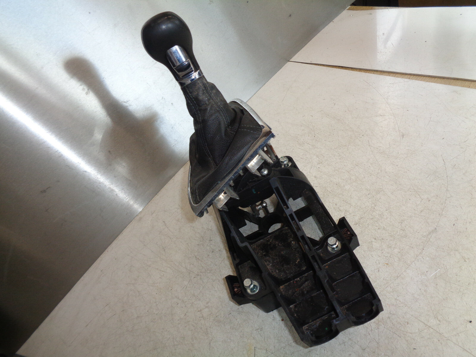 VAUXHALL ASTRA J 2013 MK6 6 SPEED MANUAL GEARSTICK 55577540