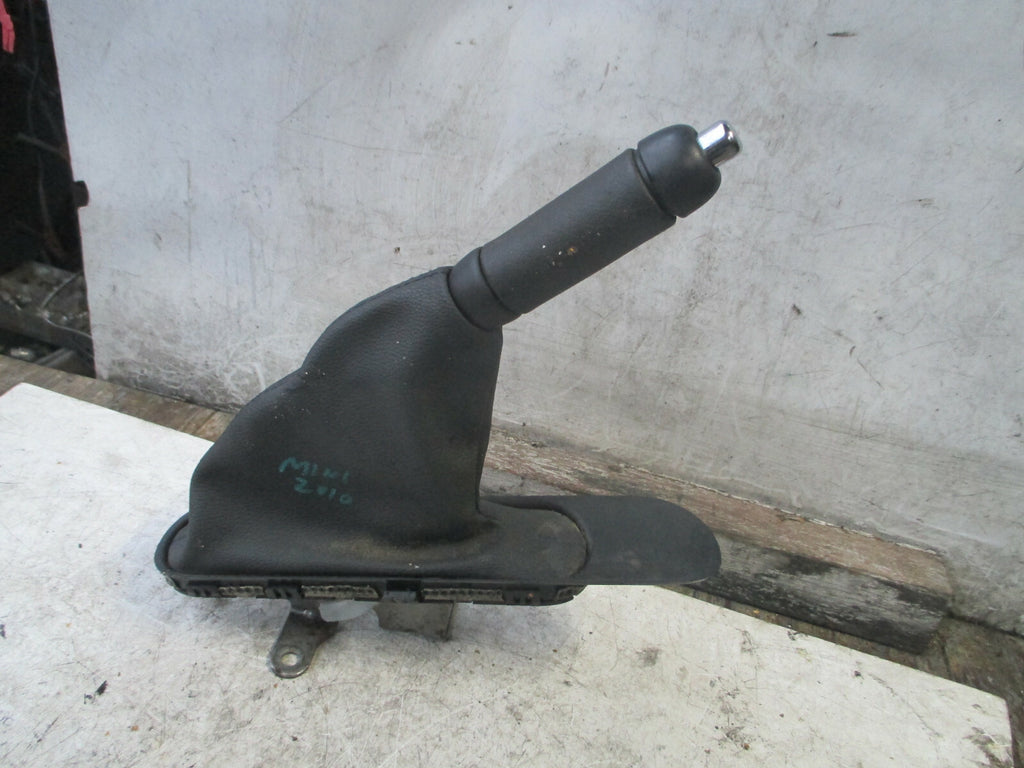 BMW MINI COOPER ONE 2010 R56 MANUAL HANDBRAKE LEVER MECHANISM 6774814