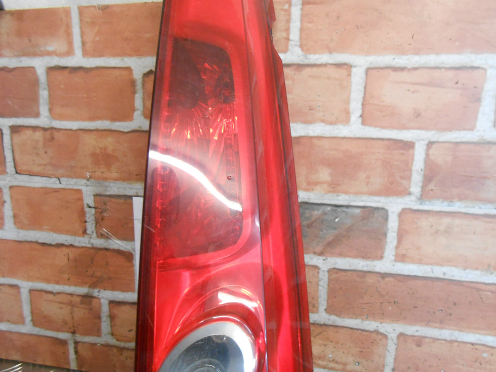FORD FIESTA MK6 2007 3 DOOR FACELIFT OSR DRIVER REAR BRAKE LIGHT 6S61-13404-BF