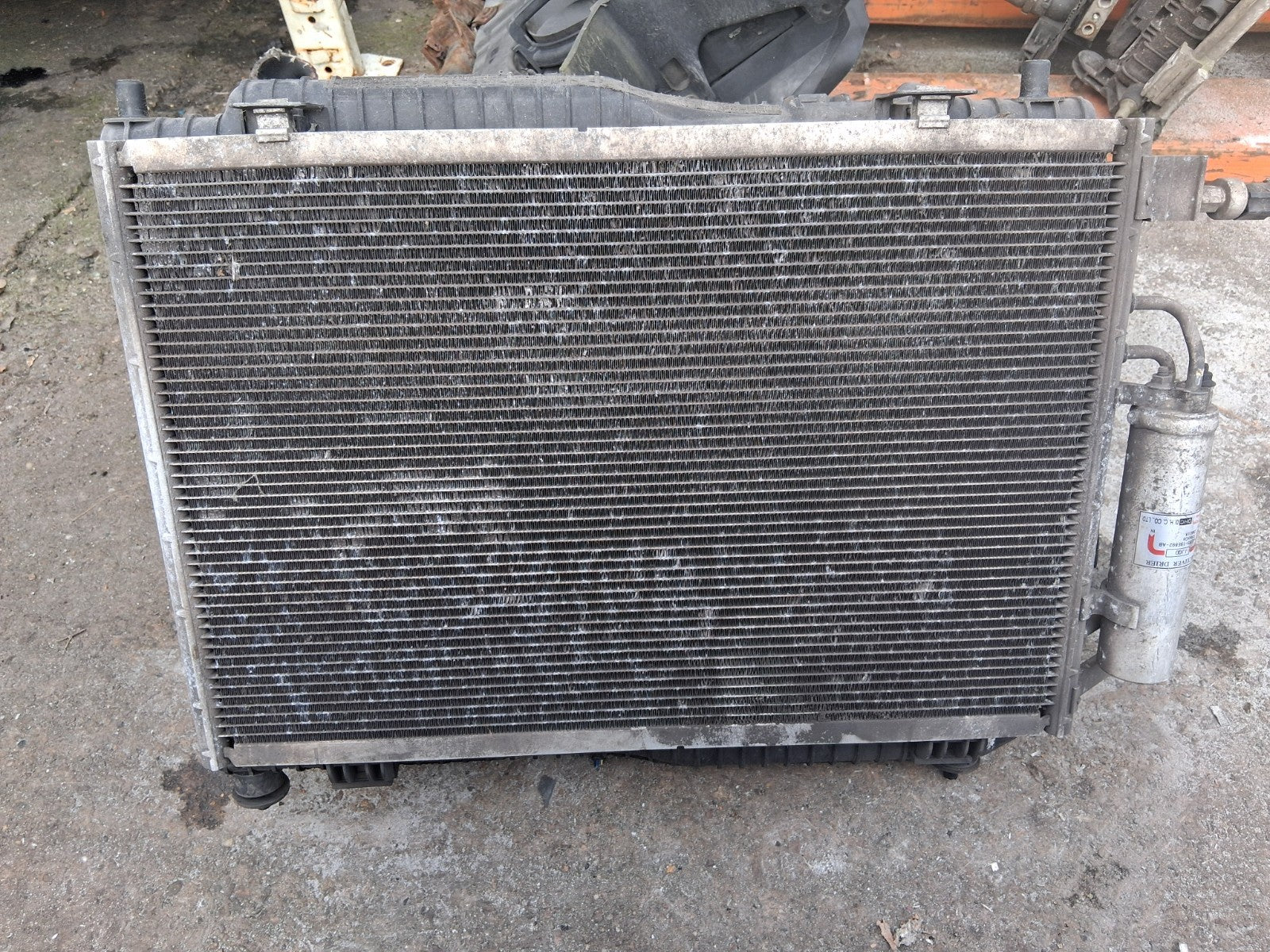 2013 FORD FIESTA MK7 1.5 DIESEL RADIATOR RAD PACK 8V518005DG