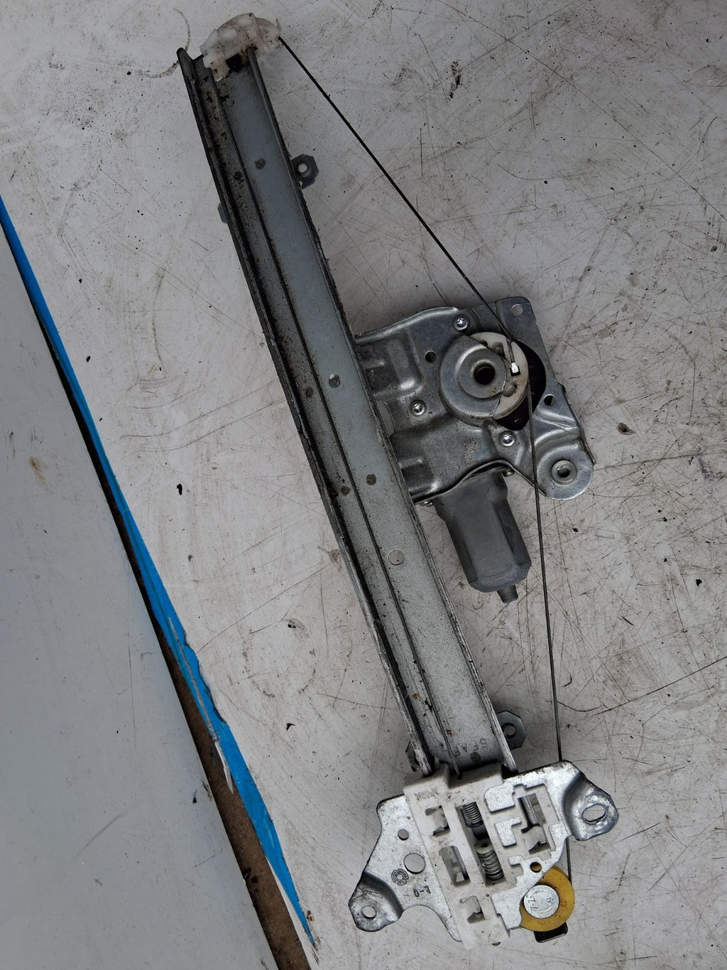 NISSAN MICRA K14 2017 MK5 NSF PASSENGER FRONT WINDOW MOTOR REGULATOR 807304CA0A