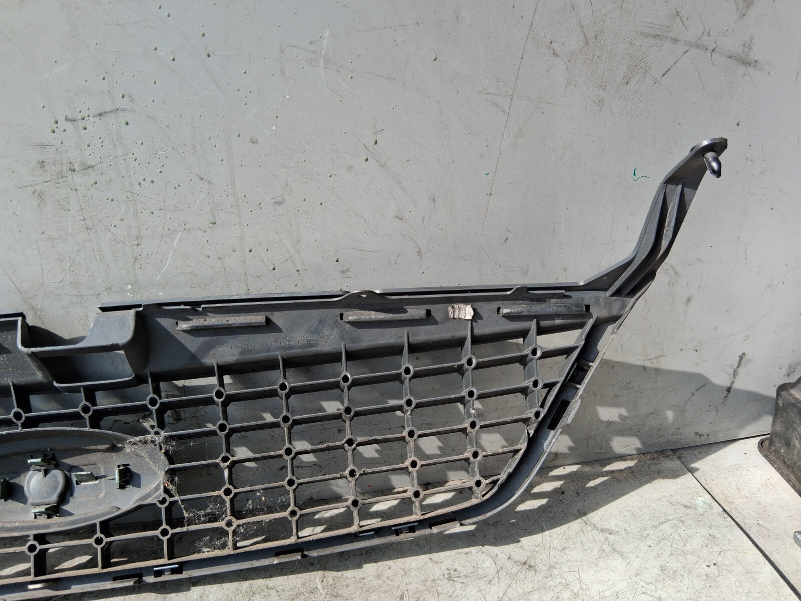 FORD MONDEO 2008 UPPER BUMPER GRILL GRILLE FRONT RADIATOR COVER TRIM 7S718200D