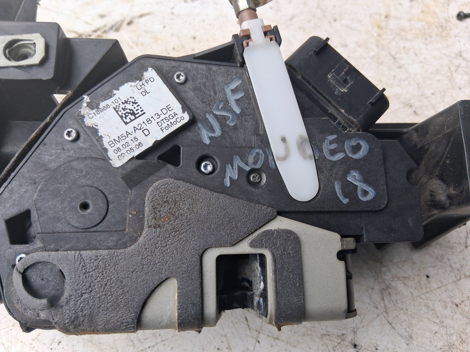 2018 FORD MONDEO MK5 NSF PASSENGER SIDE FRONT LEFT DOOR LOCK MECHANISM