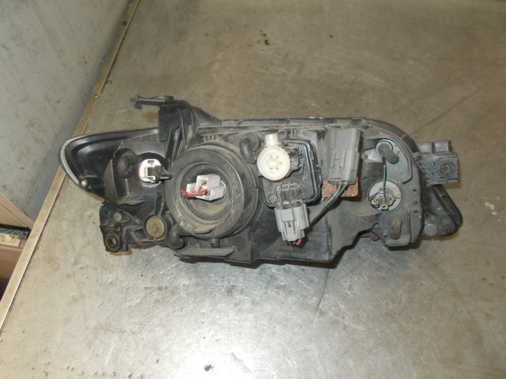 MAZDA 323 2002 MK6 HATCHBACK NS PASSENGER SIDE HEADLIGHT