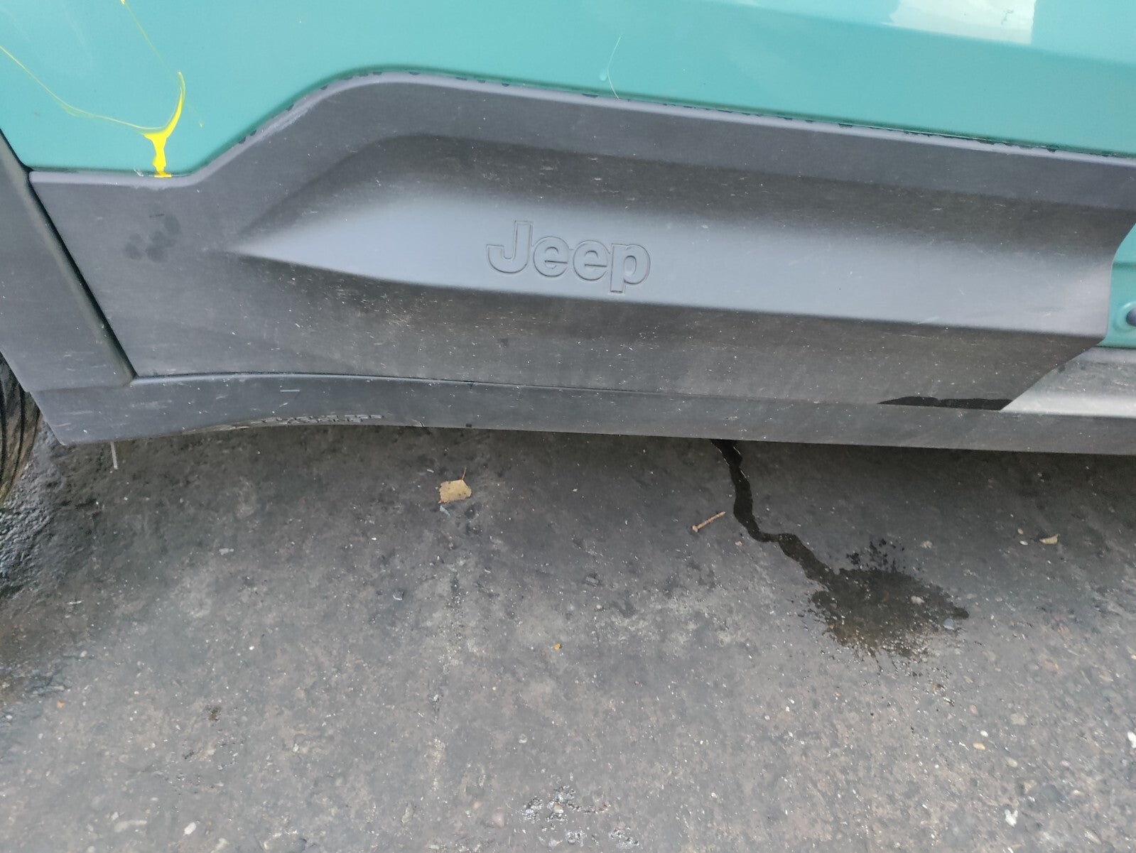 2024 JEEP AVENGER OSR DRIVER SIDE REAR DOOR MOULDING TRIM