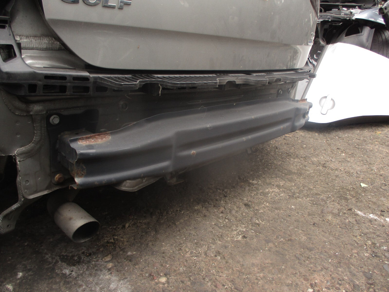 2014 VOLKSWAGEN GOLF MK7 REAR BUMPER RAIL REINFORCEMENT CRASH BAR 5G0807305B