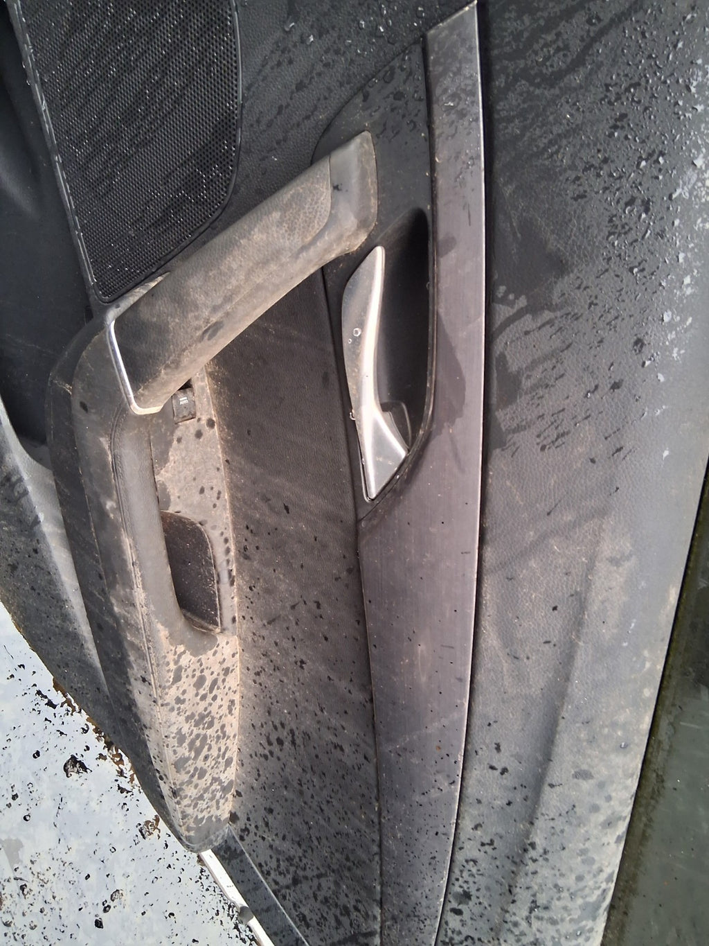 2013 HYUNDAI I40 OSR DRIVER SIDE REAR RIGHT COMPLETE DOOR WHITE