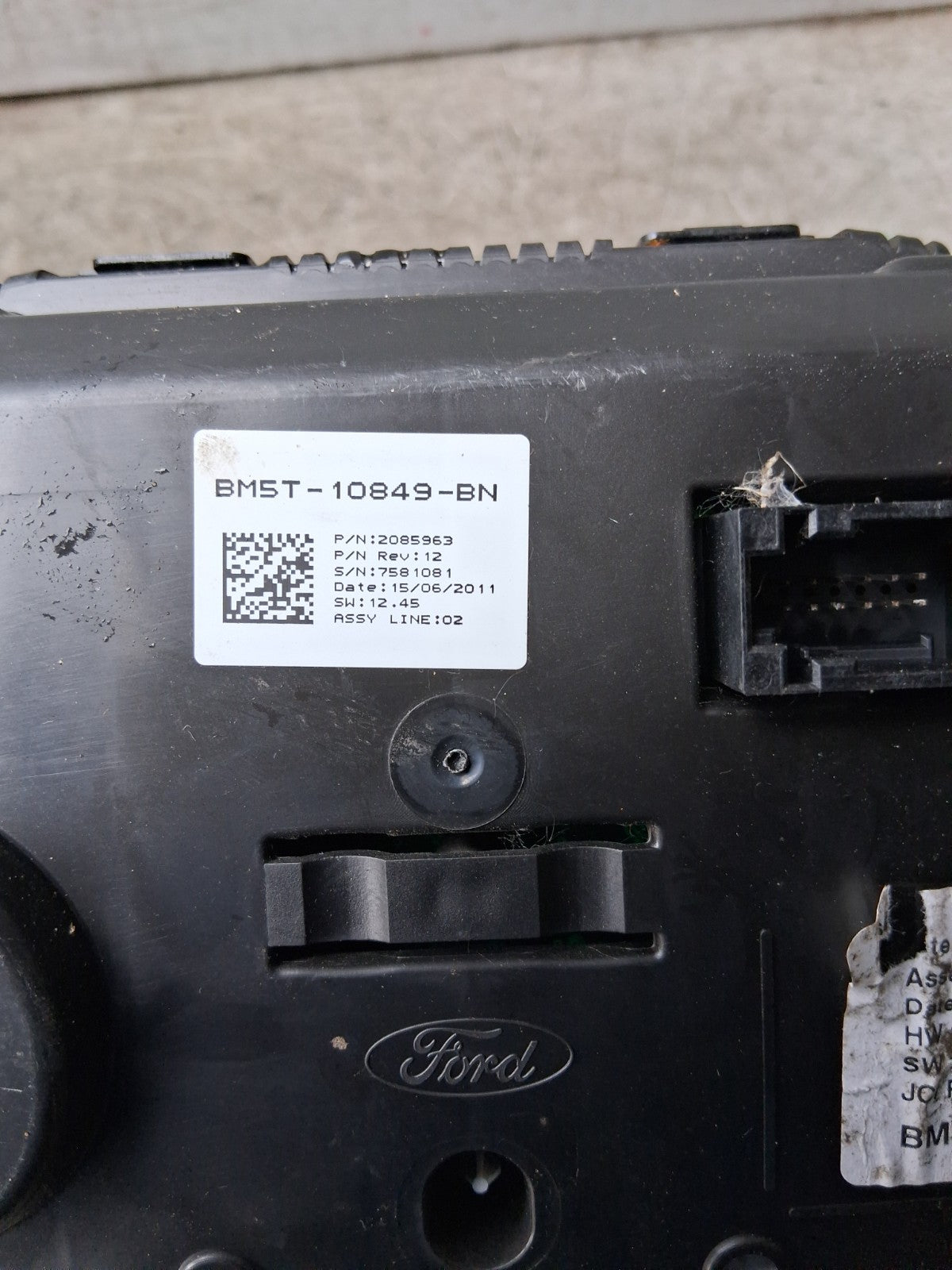 2011 FORD FOCUS SPEEDOMETER 2182023