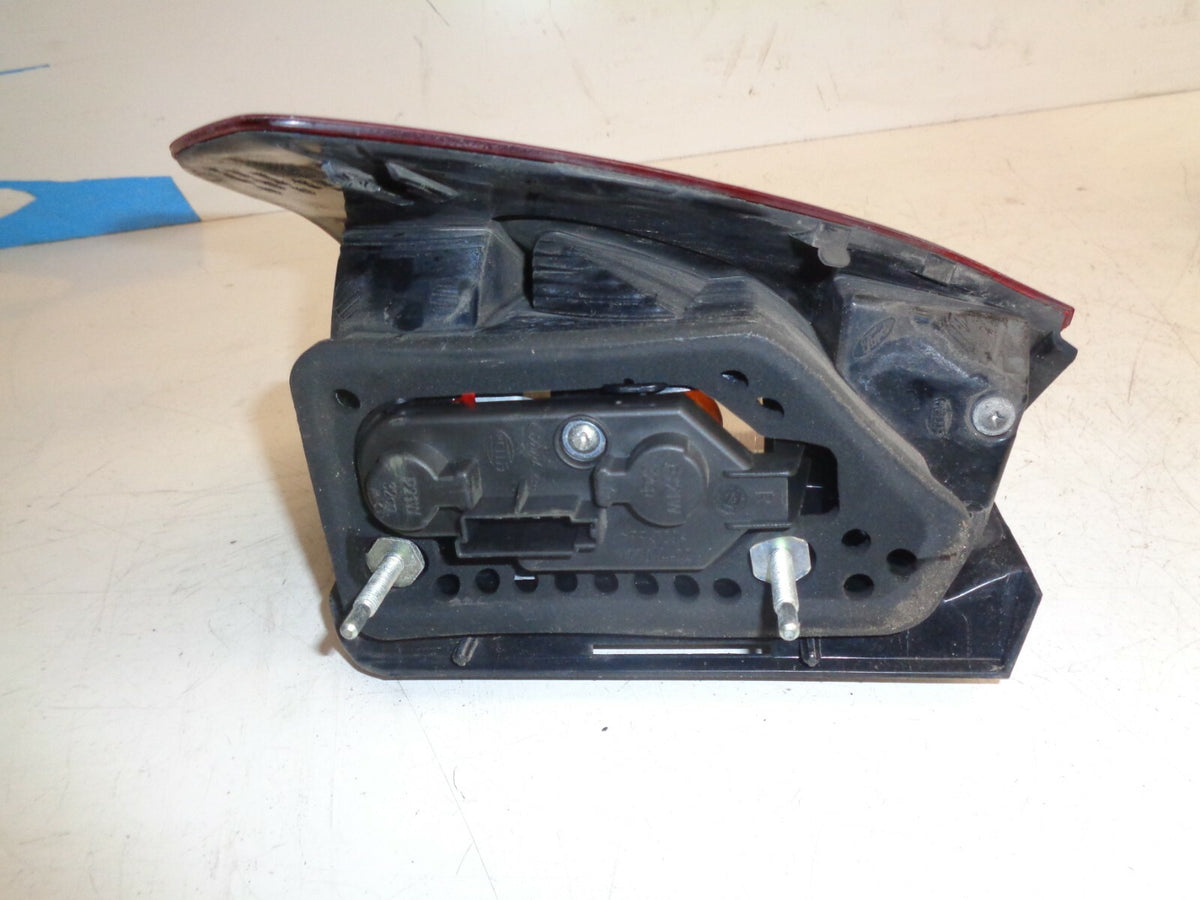 FORD GALAXY 2010 MK3 OS DRIVER SIDE OUTER REAR LIGHT 17701012