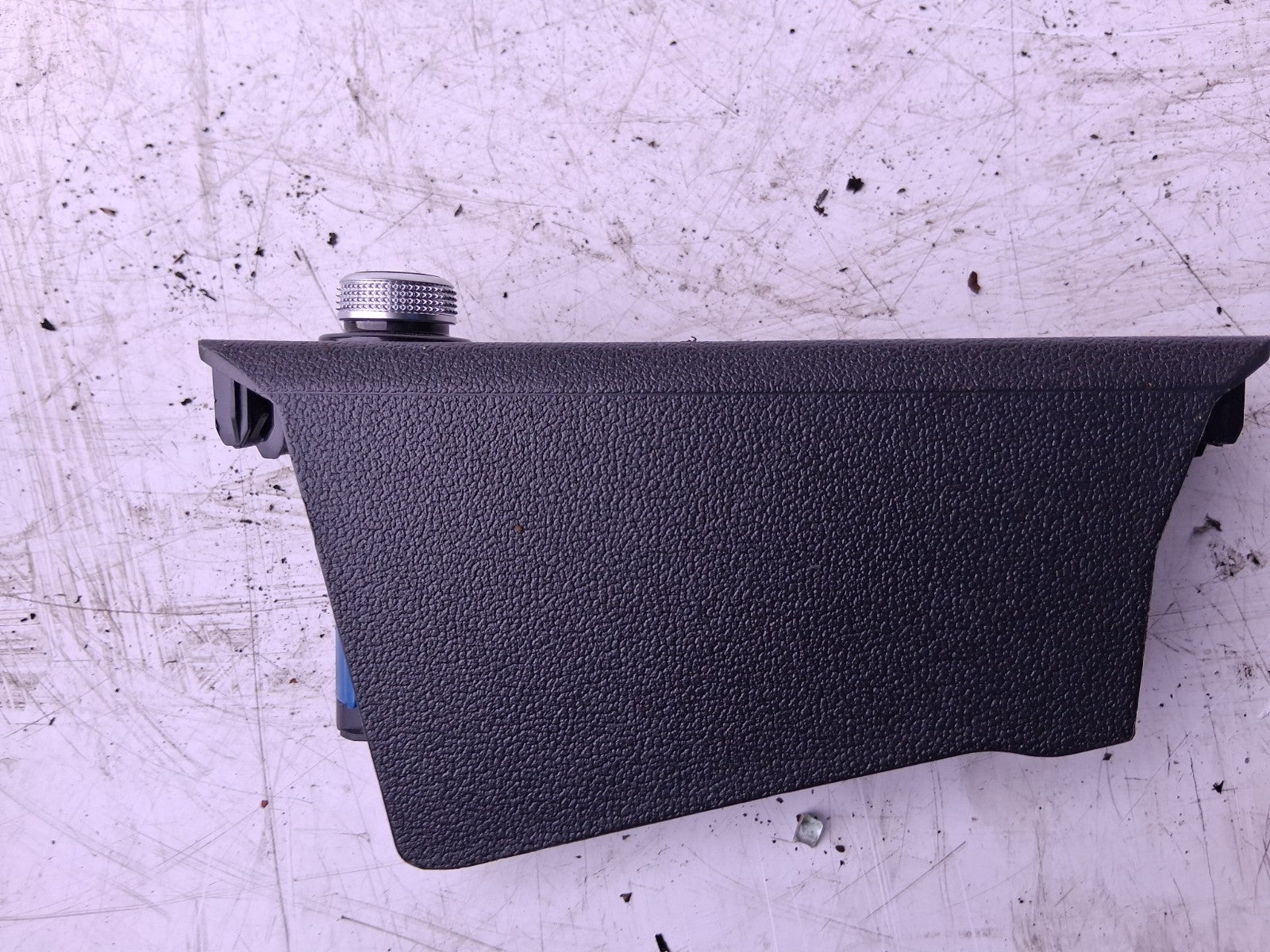 2024 AUDI A1 S LINE MK2 GB 12V POWER SOCKET USB PORT PANEL TRIM 82C863617