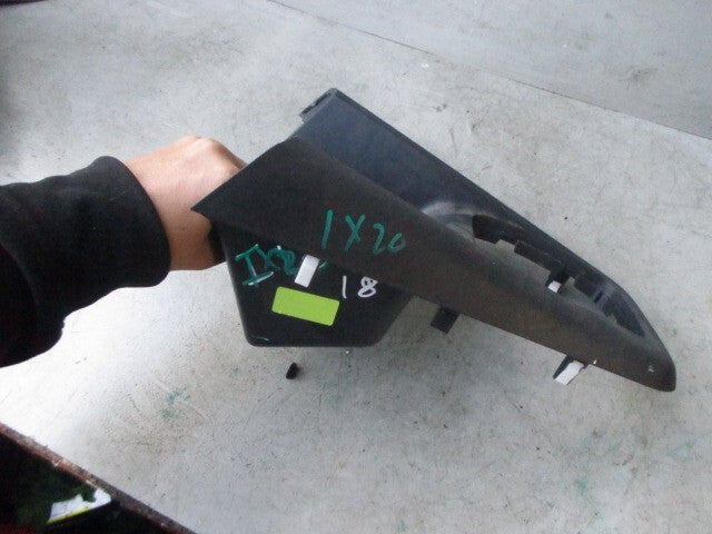 HYUNDAI IX20 2018 CENTRE FRONT SURROUND PANEL TRIM PLASTIC