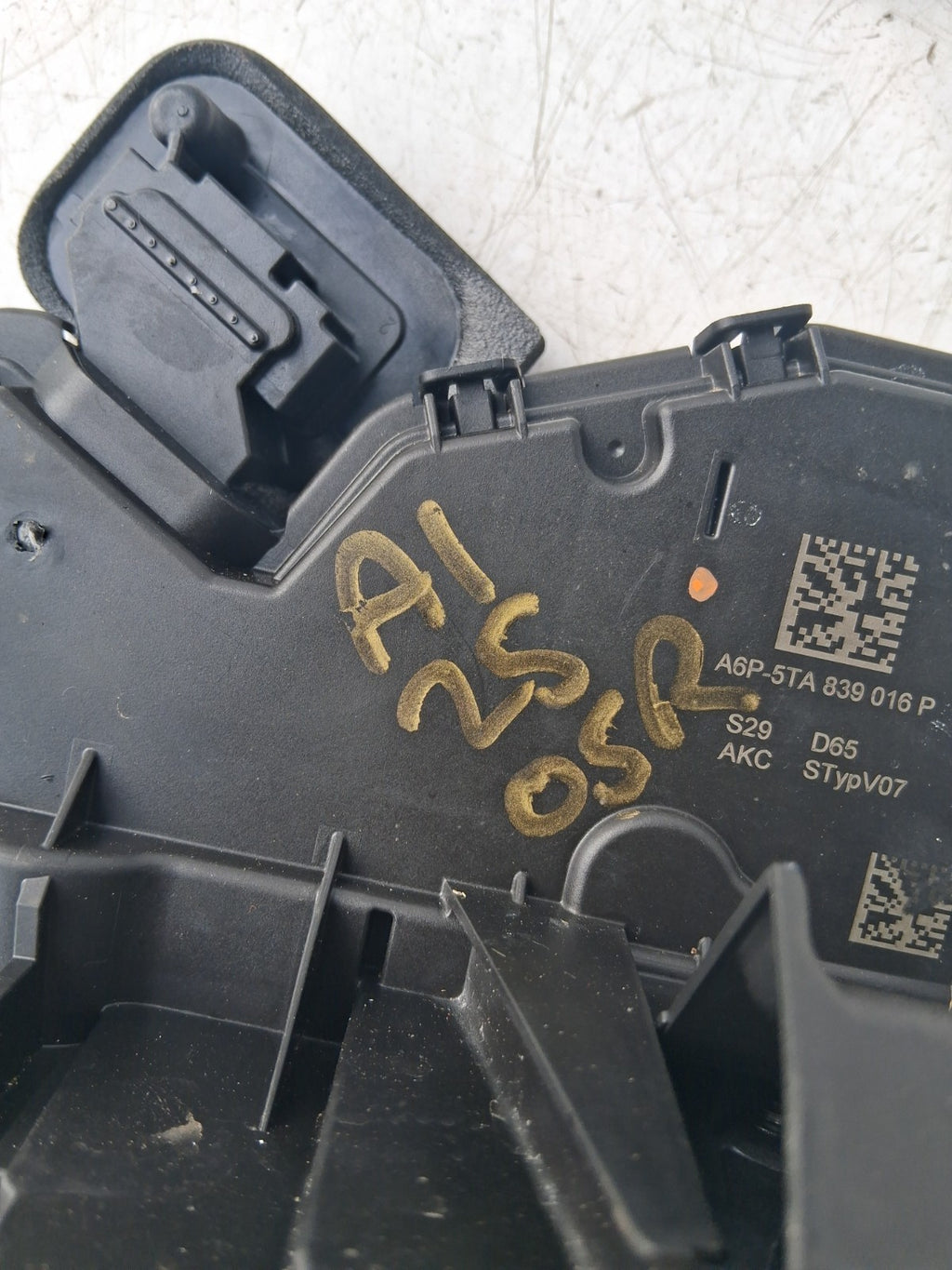 2025 AUDI A1 MK2 OSR DRIVER SIDE REAR RIGHT DOOR LOCK MECHANISM A6P5TA839016P