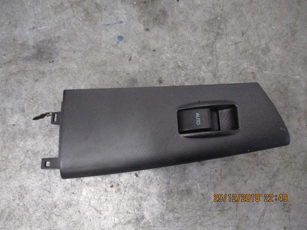 TOYOTA COROLLA 2005 NSF PASSENGER SIDE FRONT WINDOW SWITCH 7423202300