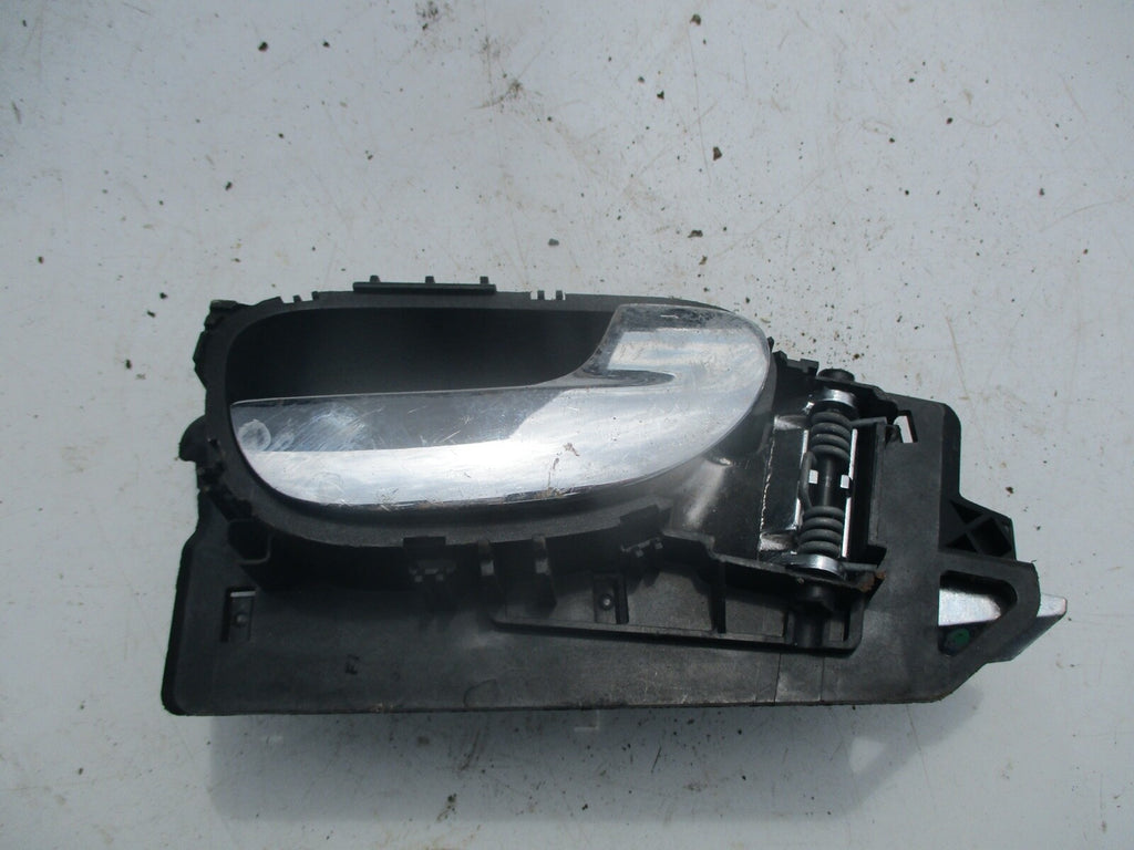 PEUGEOT 307 RIGHT O/S DRIVERS REAR INTERIOR DOOR HANDLE 96 436 044 77