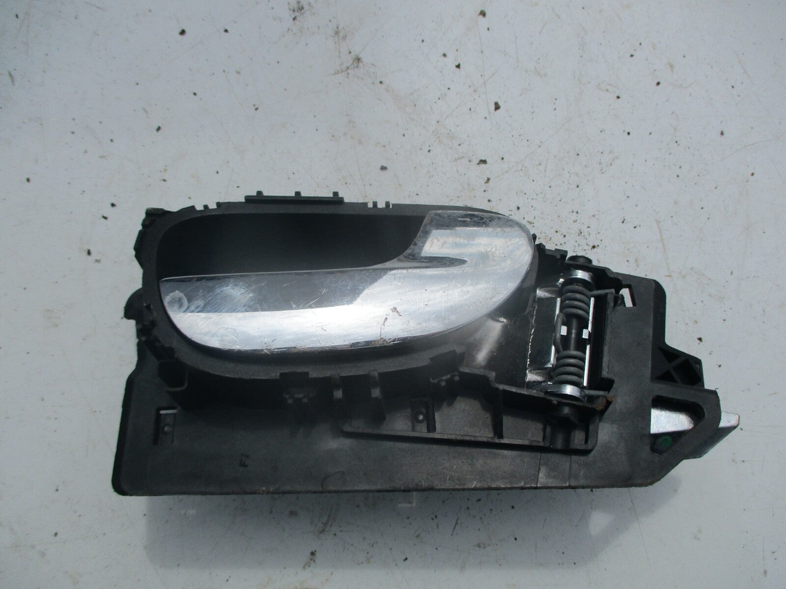 PEUGEOT 307 RIGHT O/S DRIVERS REAR INTERIOR DOOR HANDLE 96 436 044 77