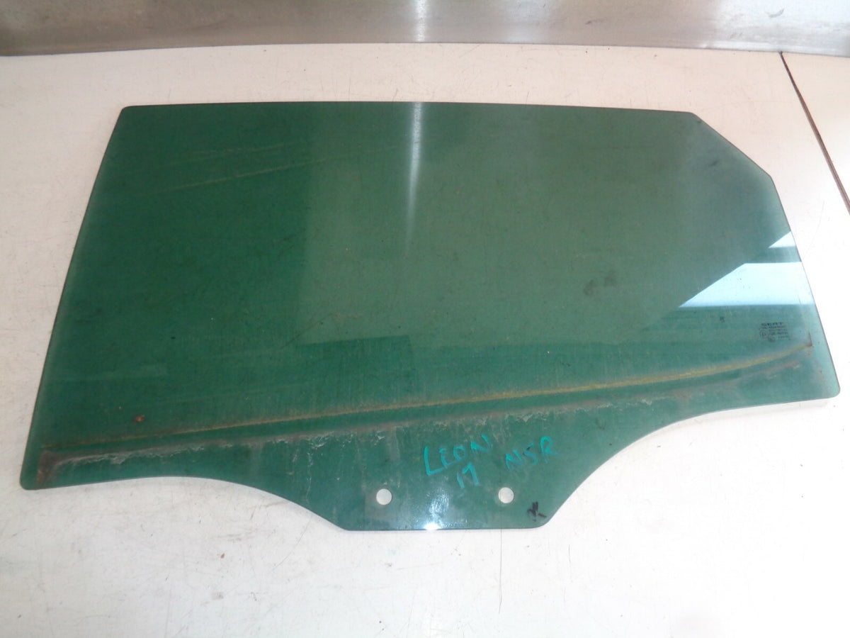 SEAT LEON MK3 2017 NSR PASSENGER SIDE REAR DOOR WINDOW GLASS