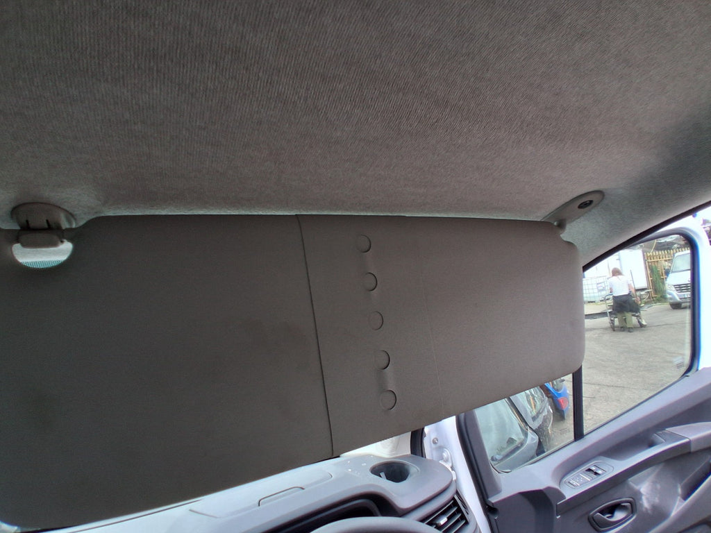 2024 RENAULT TRAFIC X82 MK3 OSF DRIVER SIDE FRONT SUN VISOR SHADE