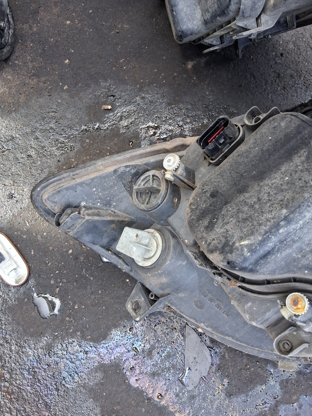 2016 MERCEDES SPRINTER W906 OSF DRIVER SIDE FRONT RIGHT HEADLIGHT 24738200