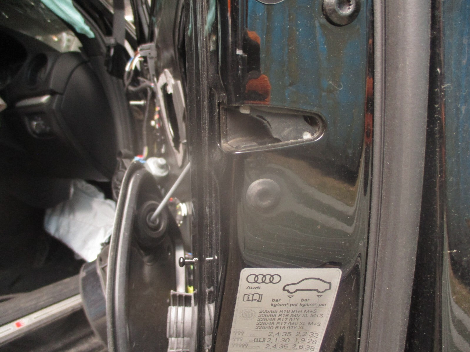 2019 AUDI A3 8V S LINE HATCH OSF DRIVER SIDE FRONT RIGHT DOOR LOCK MECHANISM