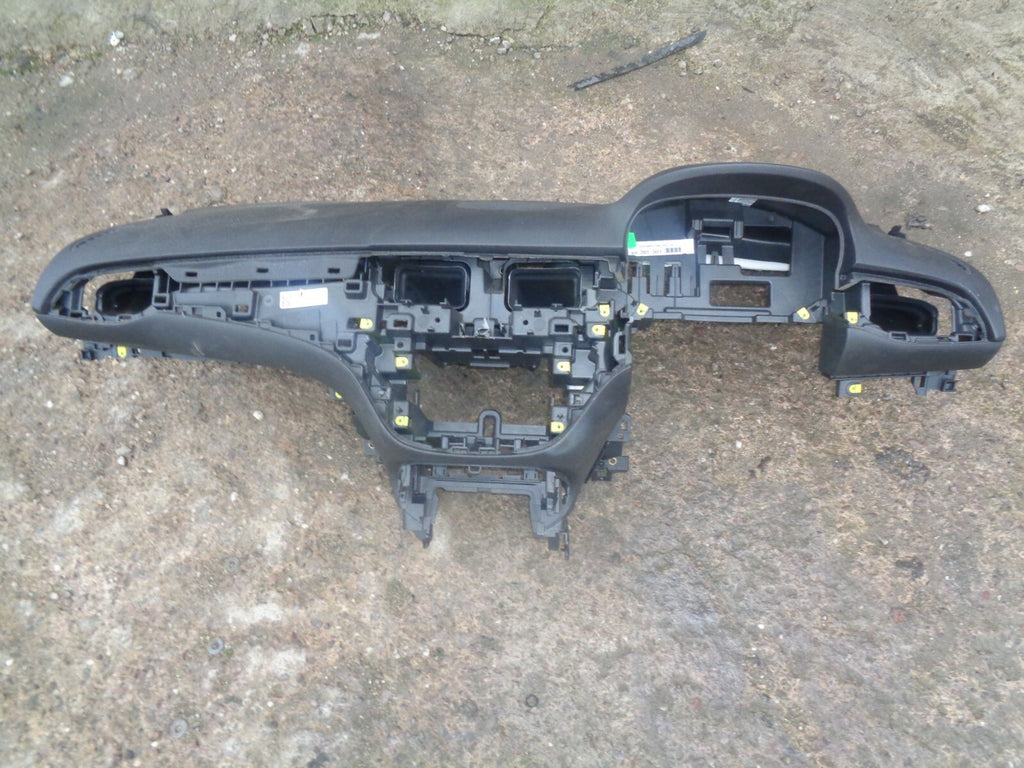 VAUXHALL CORSA E MK4 2016 DASHBOARD + NS PASSENGER SIDE AIRBAG