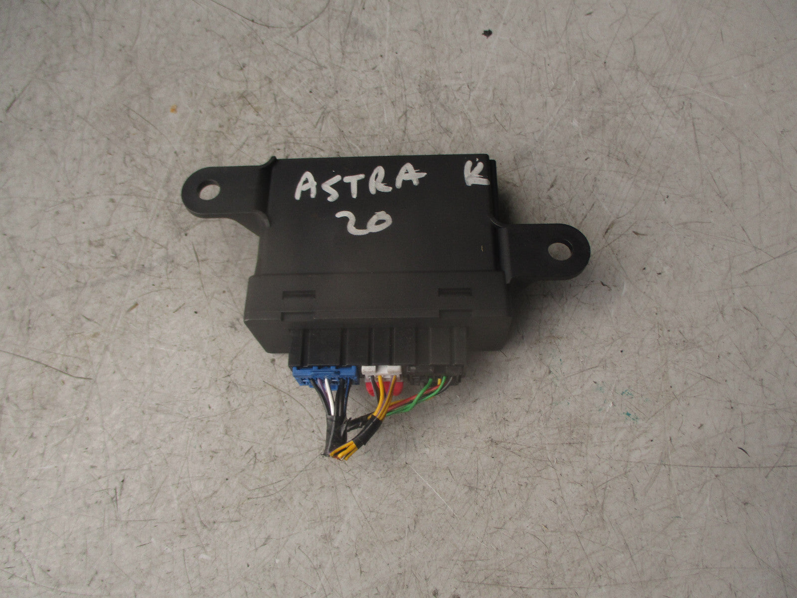 2020 VAUXHALL ASTRA K 1.2 PETROL PARKING SENSOR CONTROL MODULE 84372937