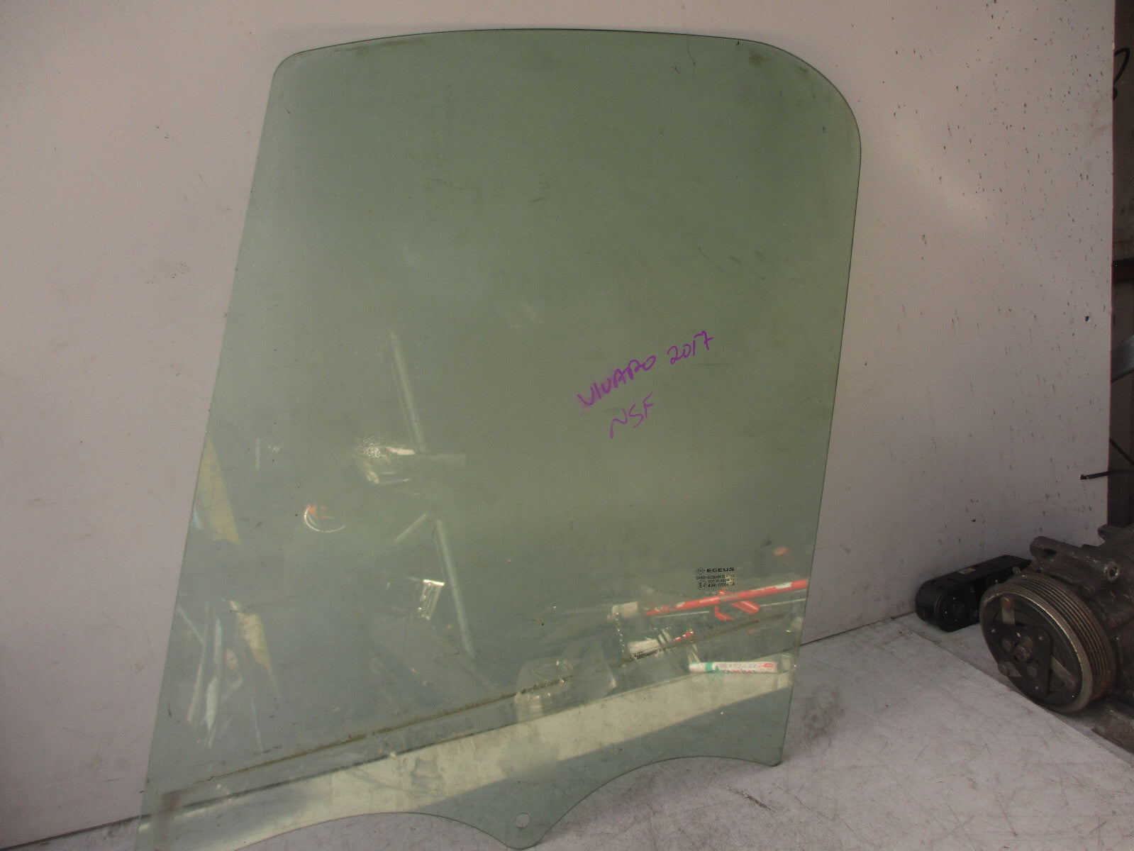 2017 VAUXHALL VIVARO NSF PASSENGER SIDE FRONT LEFT DOOR WINDOW GLASS