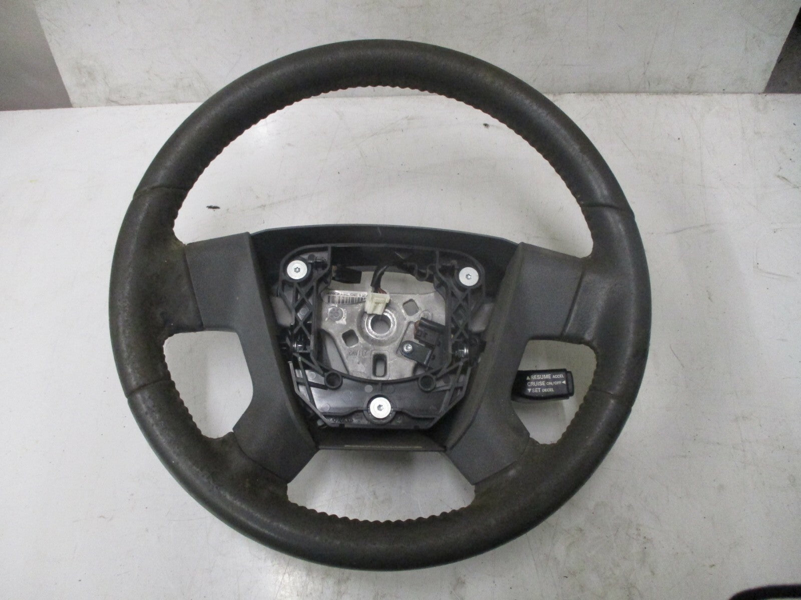 DODGE CALIBER SXT 2008 4 SPOKE STEERING WHEEL WITH SWITCH STALK CRUISE CONTROL