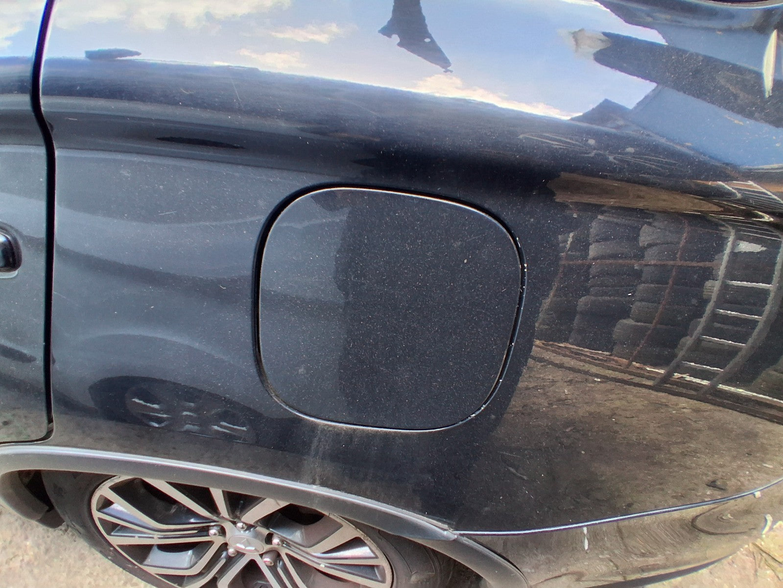 2018 MITSUBISHI OUTLANDER MK3 FUEL FILLER FLAP BLACK X42