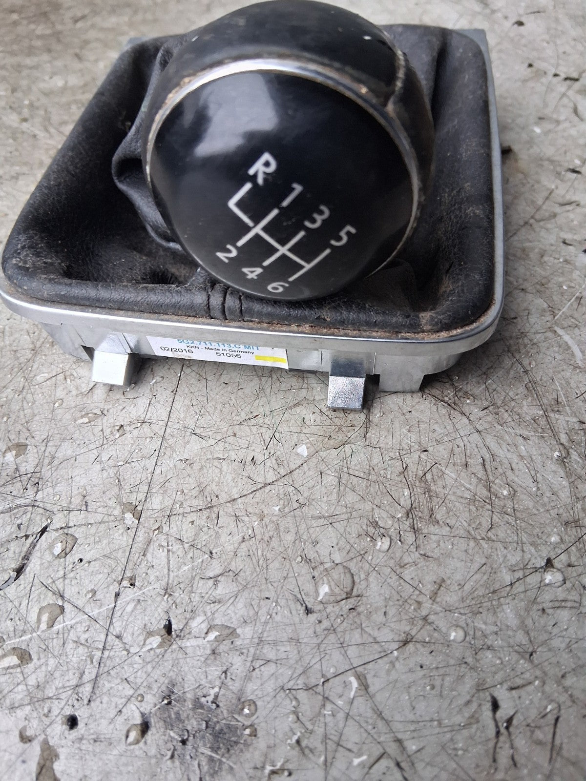 2016 VOLKSWAGEN VW GOLF SPEED GEAR KNOB 5G2711113C