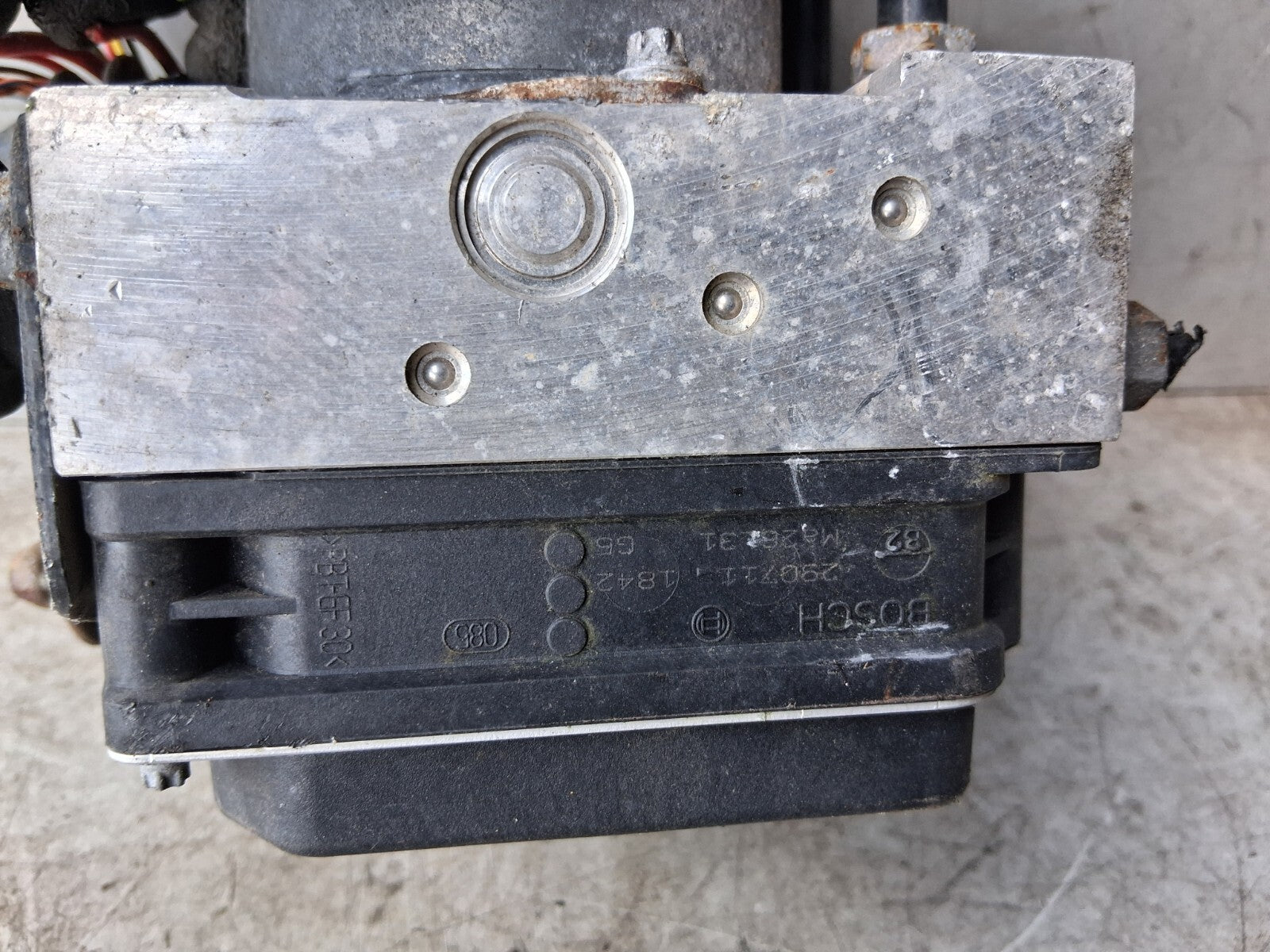 2011 AUDI A4 ABS PUMP CONTROL MODULE 8K0907379BF