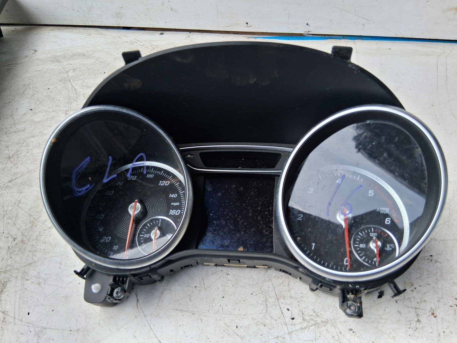 MERCEDES BENZ CLA 2016 C117 2.1 DIESEL INSTRUMENT CLUSTER A1179000002