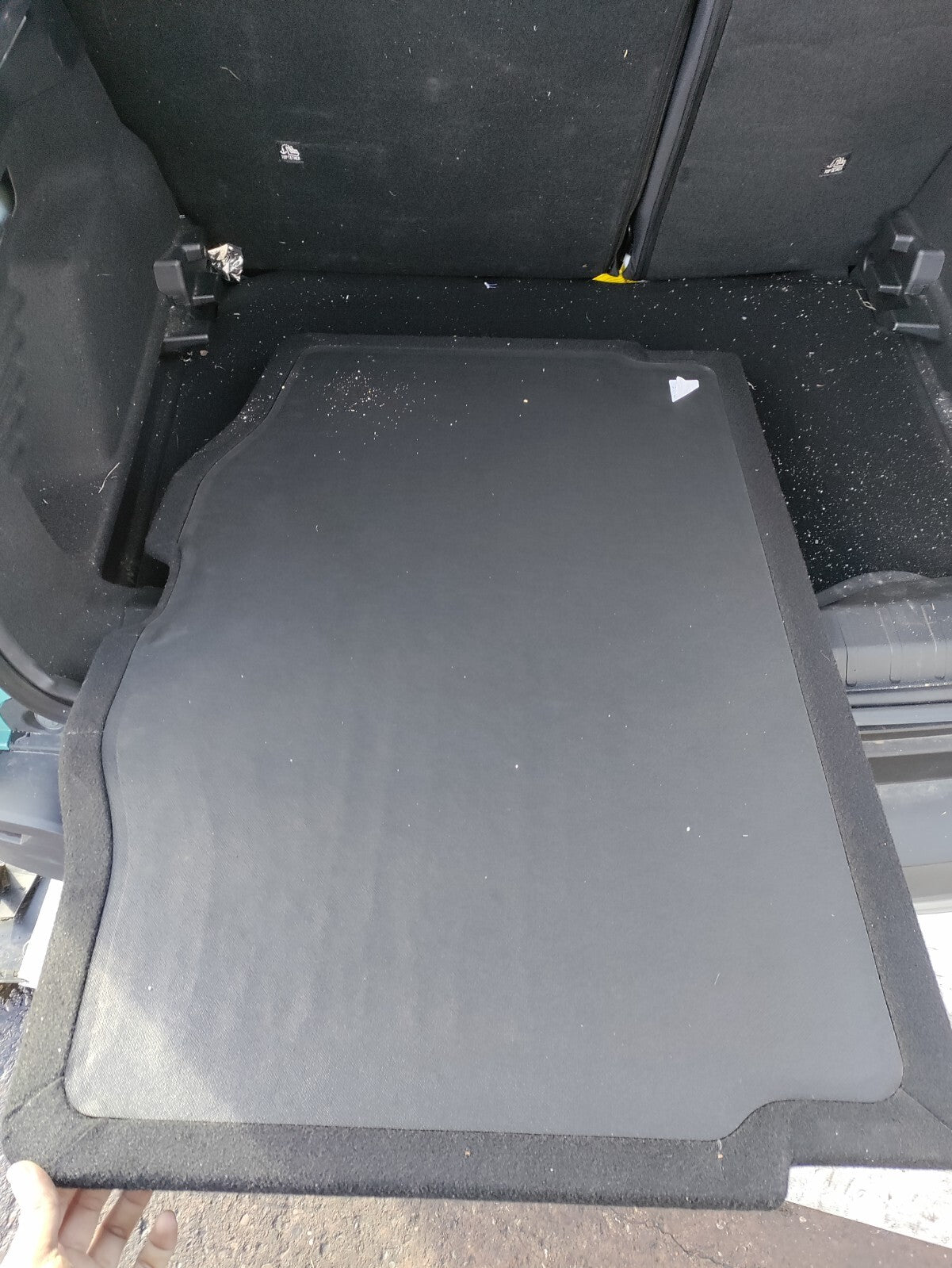 2024 JEEP AVENGER MIDDLE LOWER BOOT FLOOR 7357714080