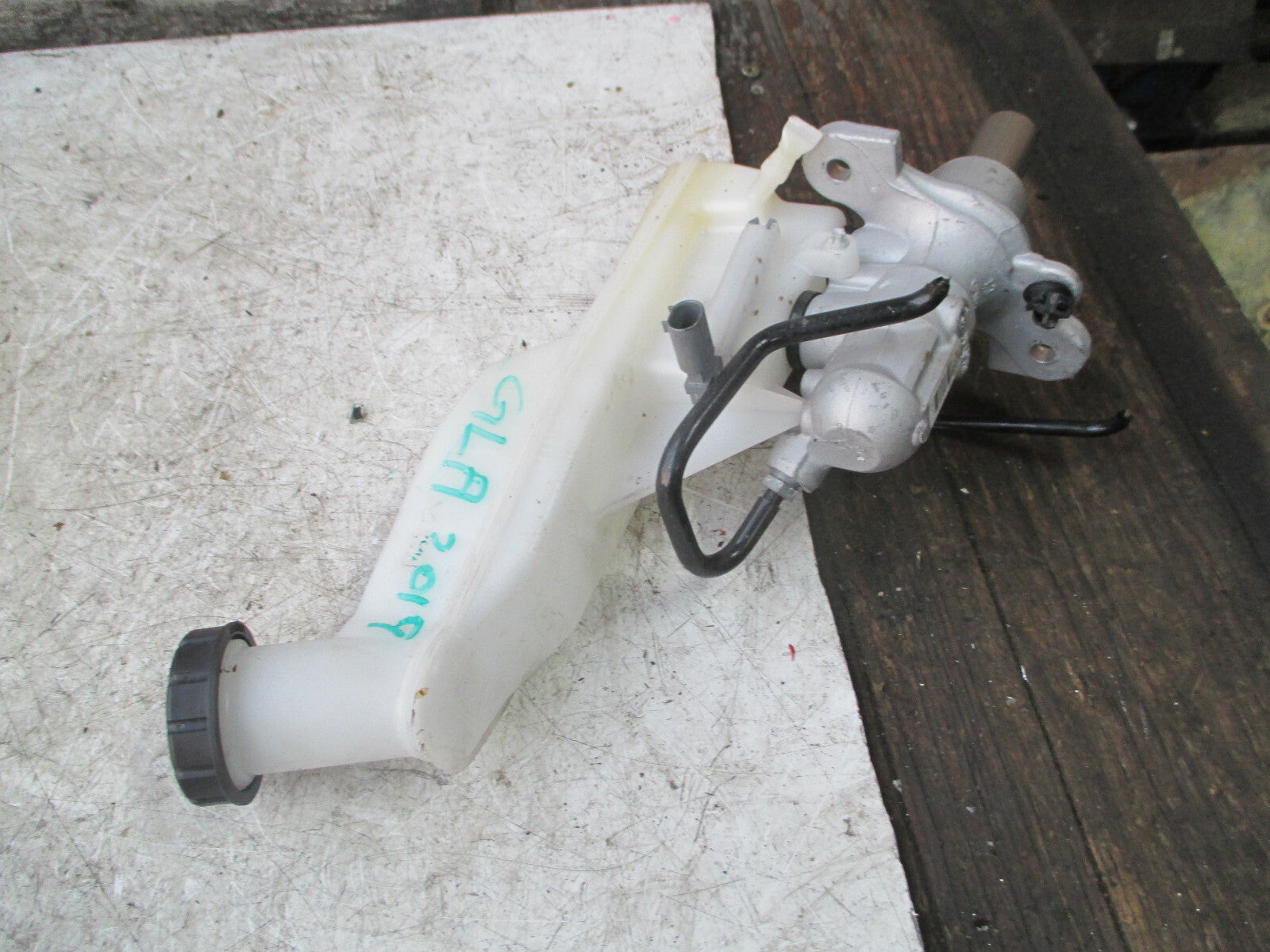 MERCEDES GLA X156 1.6 PETROL BRAKE MASTER CYLINDER