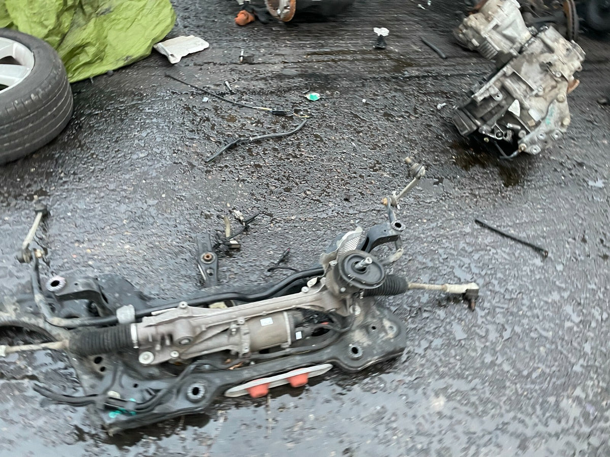 SKODA OCTAVIA MK3 5E 2019 1.5 PETROL FRONT SUB FRAME WITH STEERING RACK SUBFRAME