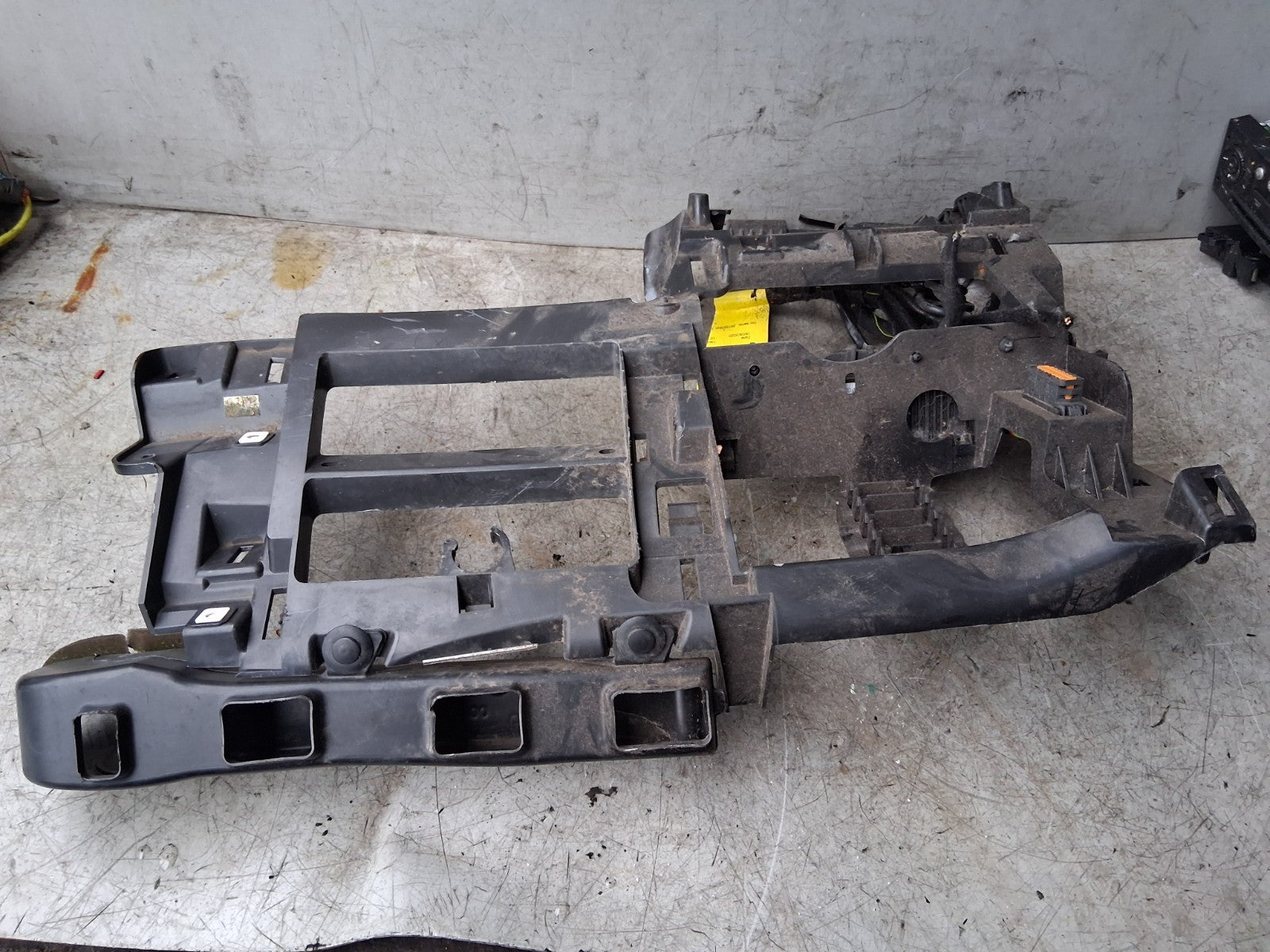2021 VAUXHALL VIVARO MK3 BLUETOOTH CONTROL MODULE 9831611580