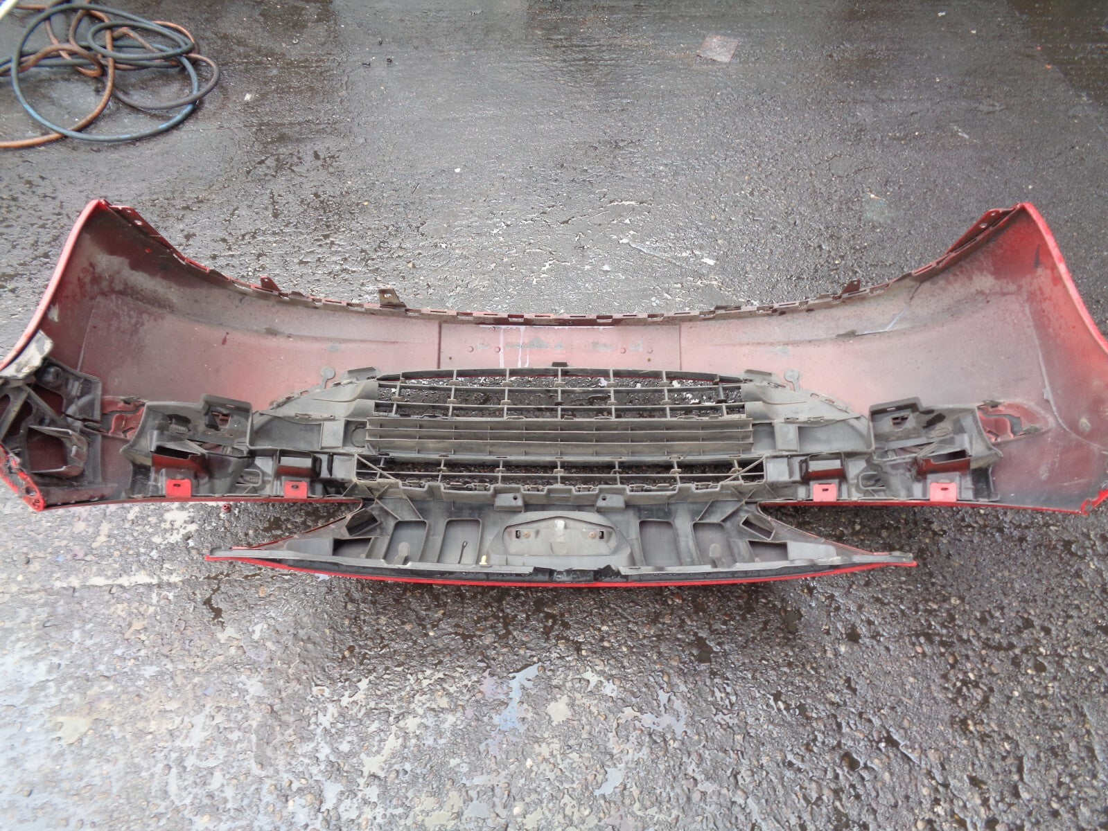 PEUGEOT 207 2006 FRONT COMPLETE BUMPER DAMAGED BRACKET RED
