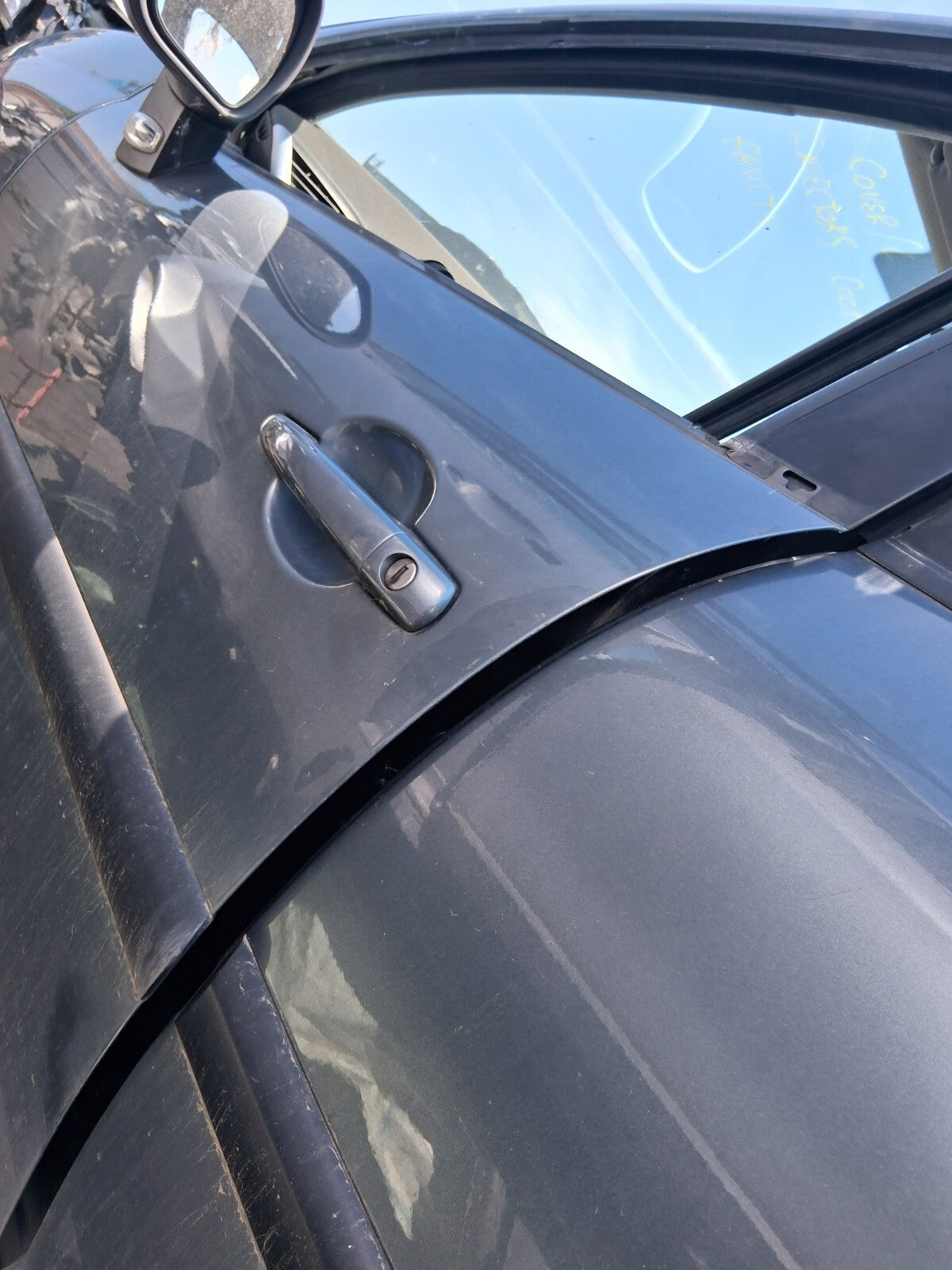 2009 PEUGEOT 207 NSF PASSENGER SIDE FRONT COMPLETE DOOR GRIS THORIUM METALLIC