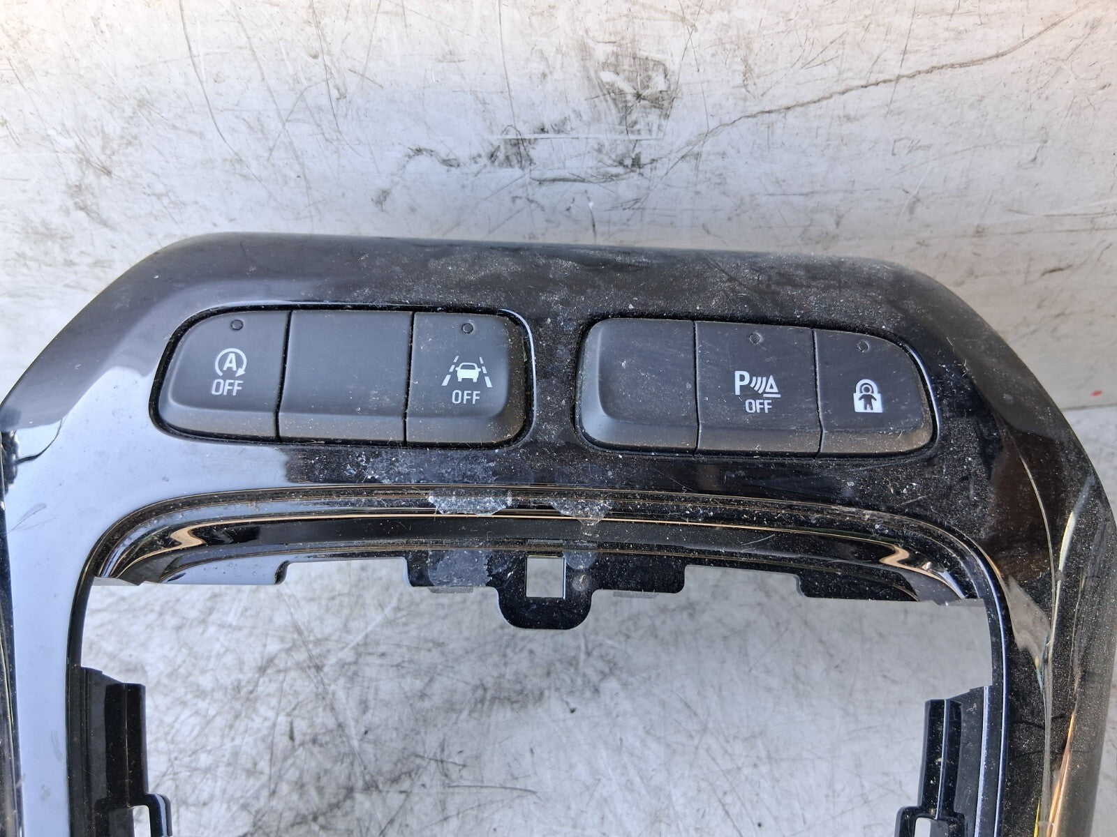 VAUXHALL CORSA F 2021 CENTRE CONSOLE GEAR SELECTOR SURROUND TRIM PANEL 529131017