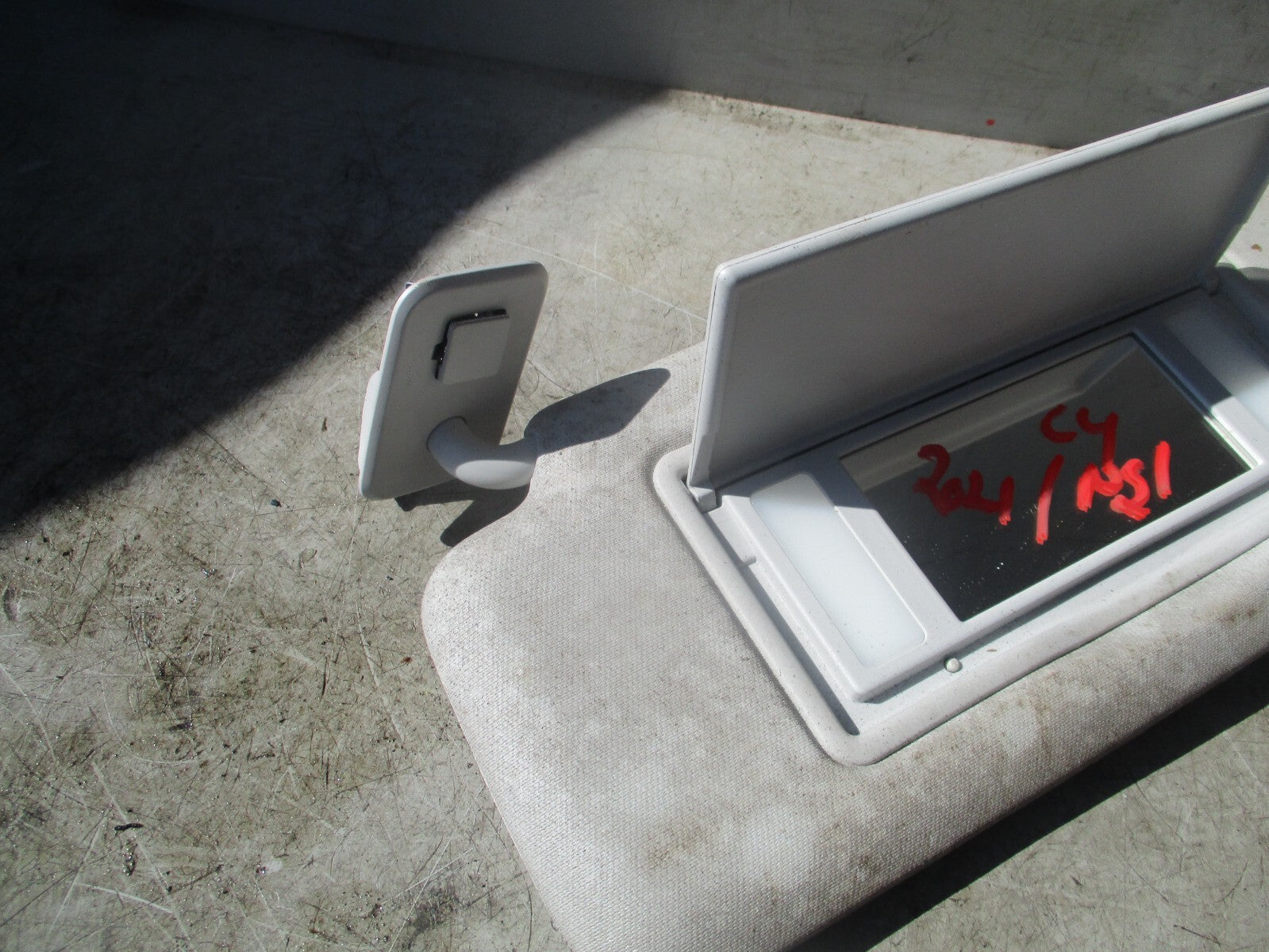 2021 CITROEN C3 MK3 NSF PASSENGER SIDE FRONT INTERIOR SUN VISOR SHADE