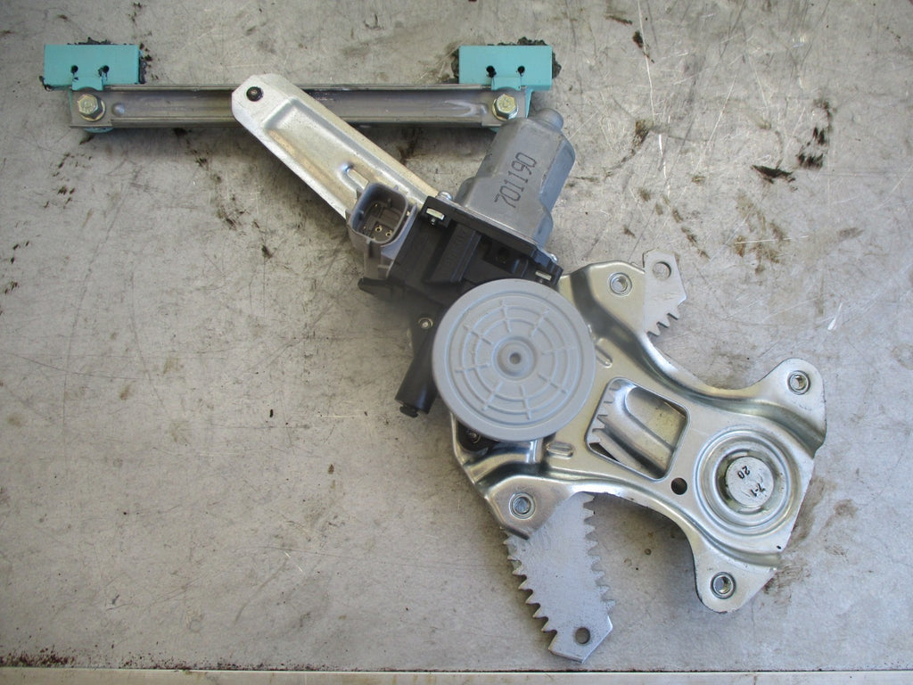 NISSAN JUKE 2015 NSR PASSENGER SIDE REAR ELECTRIC WINDOW MOTOR REGULATOR 701190