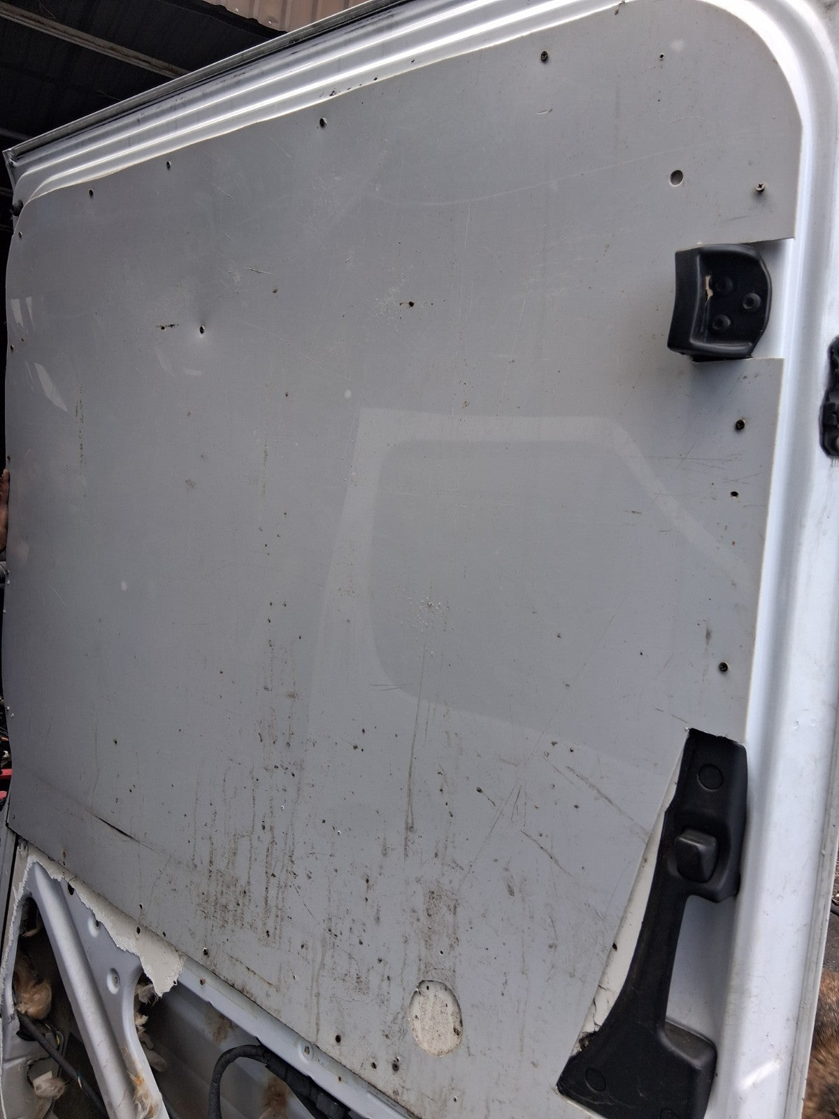 2016 MERCEDES SPRINTER W906 NS PASSENGER SIDE SLIDING DOOR COMPLETE WHITE